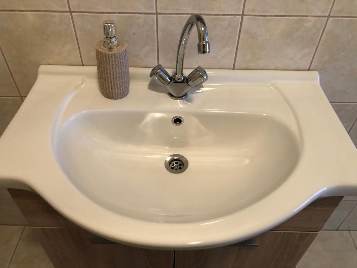 Alina Apartmanok Hajdúszoboszló Exterior foto