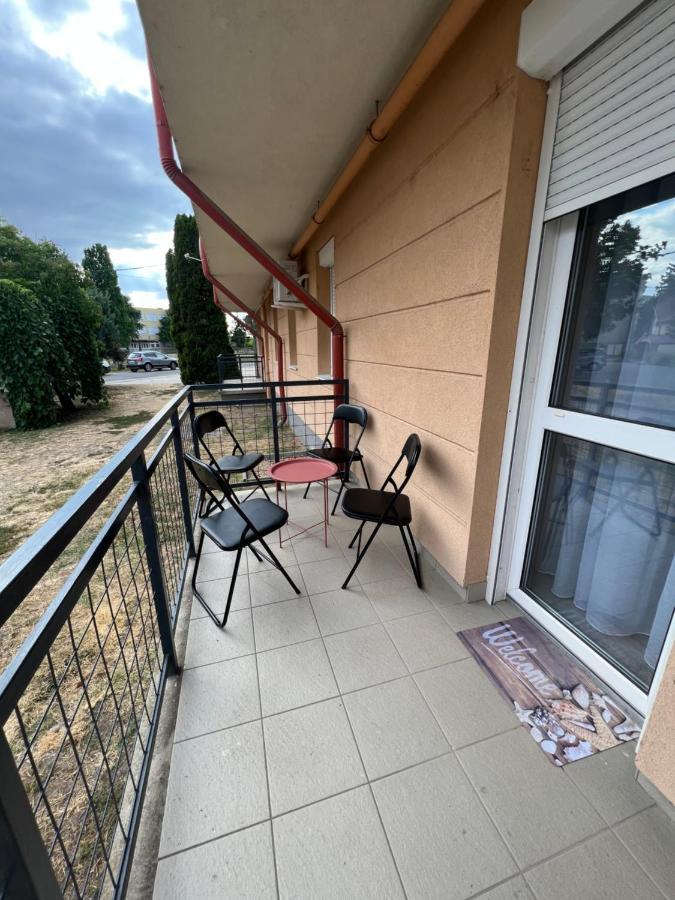 Alina Apartmanok Hajdúszoboszló Exterior foto